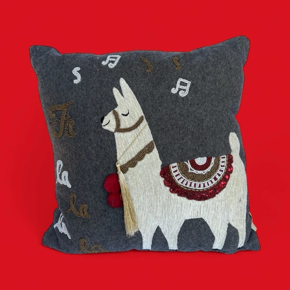 Artisan de Luxe Llama Alpaca Christmas Pillow 17